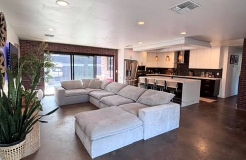 Encanto House | New listing!Centrally Located, Dog Friendly Private Pool Oasis, Perfect Getaway!