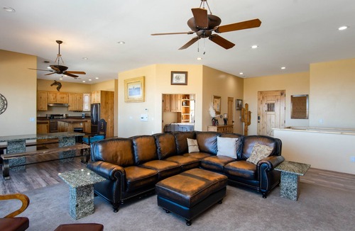 Cottonwood-Verde Village Villa | New Pebble Tech Pool & Manual timer on Spa, Red Rock Views @ 7J Ranch