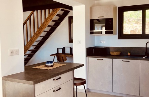 Lecci Villa | NEW: Villa Amandier, ideal location. heated swimming pool