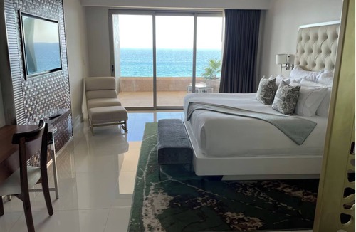 El Tezal Resort | NEW YEAR'S 2026-CABO-2 OR 3 BD WATERFRONTS- 12/27/25-01/03/26 @ VARIOUS RESORTS
