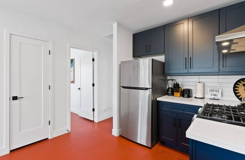 Encanto Condo | Newer, Modern, Work Friendly 2 Bedroom Condo near Downtown PHX