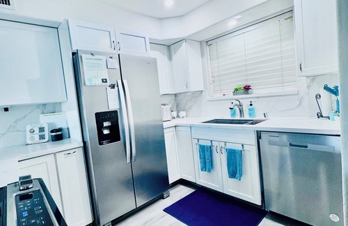 Lake Havasu City Condo | NEWLY REMODELED!2bd,2bth.Single-Story Condo@Kingsview.Beachfront View.On Channel