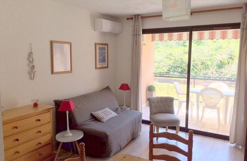 Moriani-Plage Apartment | Nice studio 30m2 feet in the water, swimming pool, tennis, Wi-Fi .