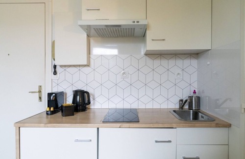 Calvaire Saint-Pierre Apartment | Nice studio apartment for two, near the university