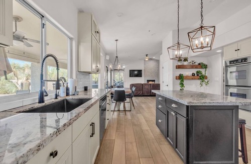 North Scottsdale House | North Scottsdale Golf & Pool Retreat Sleeps 11