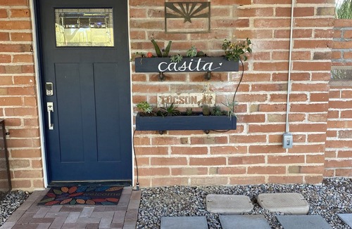 Casas Adobes Apartment | Northwest-side Cozy Casita