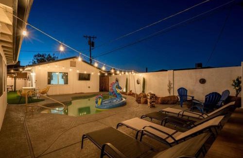 Village Grove House | Oak Scottsdale - BOHO Scottsdale Oasis Getaway-Pool-Hottub-ZenRoom