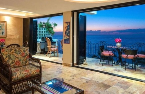 Downtown Puerto Vallarta Condo | Ocean Front Casa Luz - Incredible Views in the best location!