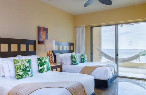 Conchas Chinas Resort | Ocean View 1BR Suite w/Private Terrace