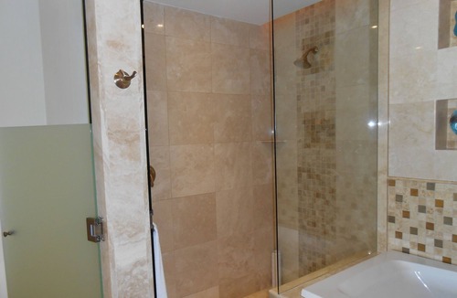 Marina Resort | Oceanfront One Bedroom Master Suite with kitchen Available April 12-19, 2025