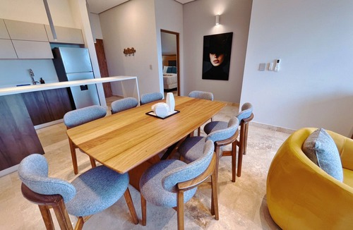 Playa Paraiso Apartment | OceanView 3BD PH with Private Terrace & Pool