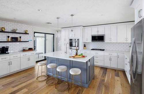 Melrose Meadows Cottage | Old Town Art Deco - Pool&fire Pit - In Old Town