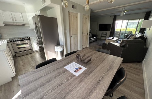 Pavoreal House | Old Town Scottsdale Oasis