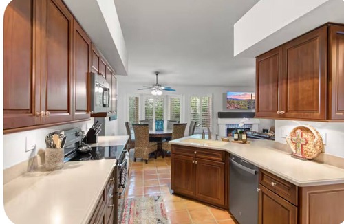 Paradise Park Vista House | Old World Hacienda style Scottsdale home with private pool.