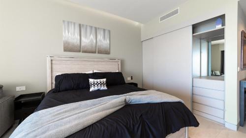 Ferrocarrilera House | One 1507C: Sunset Paradise Ocean View
