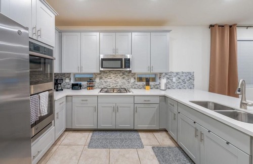 Casas Adobes House | Oro Valley House