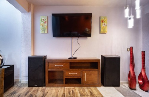 Lazaro Cardenas House | Our casa is your casa