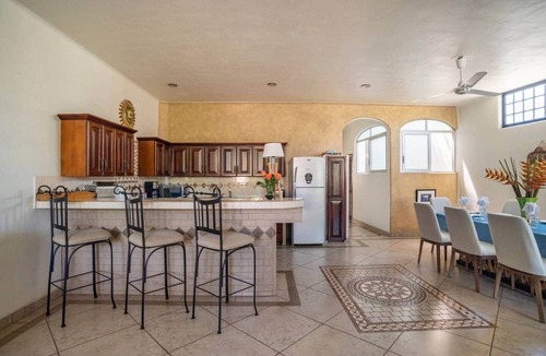 Olimpica Villa | Outstanding Value - ALL Suites -Walk to Beach