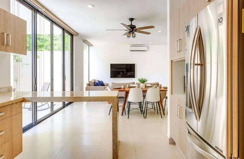 Playa del Carmen House | Palmara Gated Community, Pool, Gym & Paddle Court