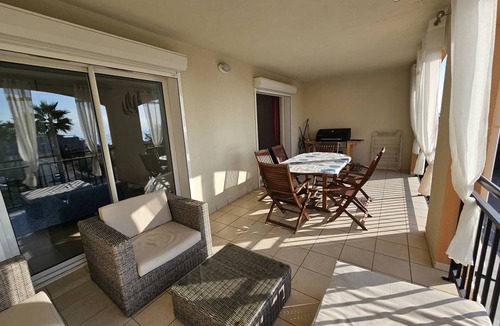 Solenzara Apartment | Palmeraie 130- sea view- beach and shops on foot