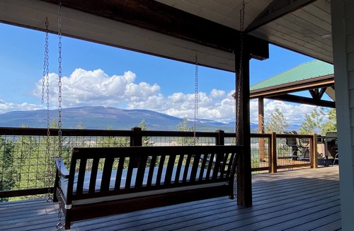 Rexford Cottage | Panoramic Lake Koocanusa View from The Eagles Nest at Abayance Bay
