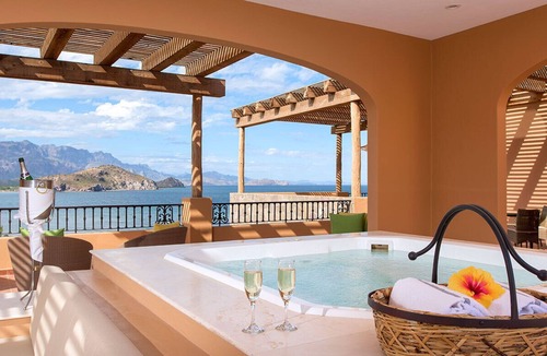 Loreto Villa | Paradise Awaits in Loreto: Luxury, Adventure & Serenity Combined