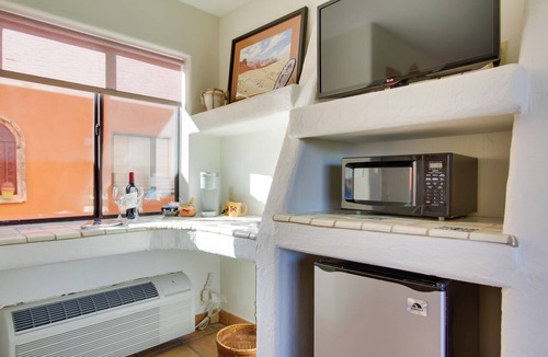 Cave Creek Apartment | Patio w/Views: ‘El Encanto’ at Full Circle Ranch!