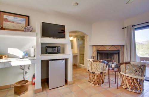Cave Creek Apartment | Patio w/Views: ‘El Encanto’ at Full Circle Ranch!