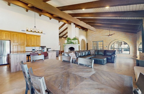 Central Scottsdale House | Peaceful, Spacious, Luxury Backyard, Putting Green