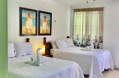 Chelem Hotel | Pelican Inn at Las Dunas Chelem Hotel
