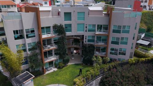 Queretaro Hotel | Penthouse with Pool, Gym & A/C