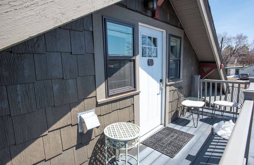 Flagstaff Apartment | Percival`s Perch at The Judge Jones Historic Homes