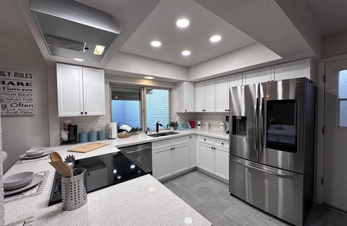 Sun City House | Perfect 3-bedroom Town-home in beautiful Sun City - 55+ Age Required