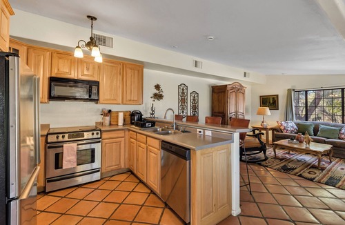 Nogales Villa | Pet-Friendly Casa Luna BBQ, Fire Pit & Pool