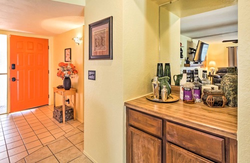 Tucson House | Pet-Friendly Tucson Home w/Heated Pool & Hot Tub