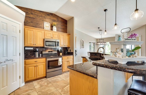 Lake Havasu City Cottage | Pet Friendly w/Private Pool: Lake Havasu Home!