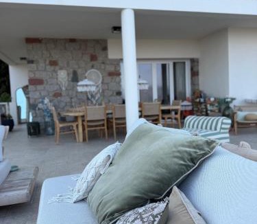 Alata House | Petit coin de Paradis - Maison d'Hôtes