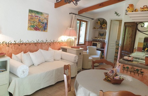 Calvi House | petite maison, 28-30 m², 2 pers by Interhome