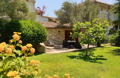 Calvi House | petite maison, 28-30 m², 2 pers by Interhome