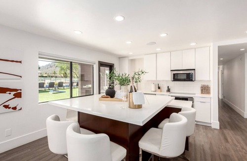 South Scottsdale House | Phoenician Golf, Heated Pool, Contemporary, 11 Beds