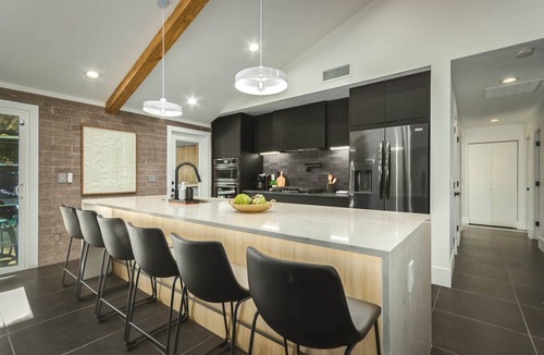 Park Scottsdale Nine House | Pickleball Palace- pickleball court, spa pool