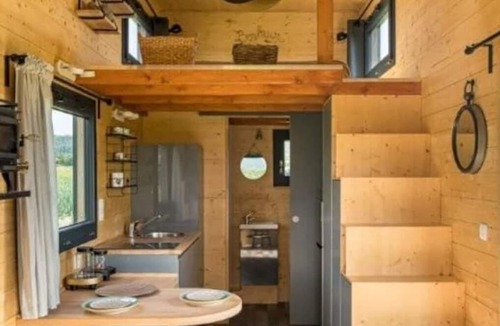 La Tronche House | Pierre's Tiny House in the countryside overlooking Grenoble A La Tronche