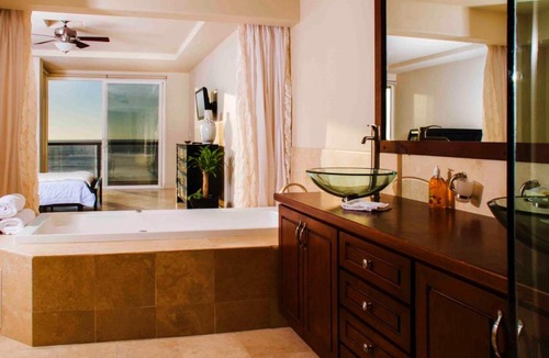 Villa del Mar Apartment | Playa Bonita Condo