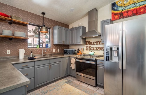 Cottonwood-Verde Village House | Playful 5-Bedroom Home in the Heart of the Valley!