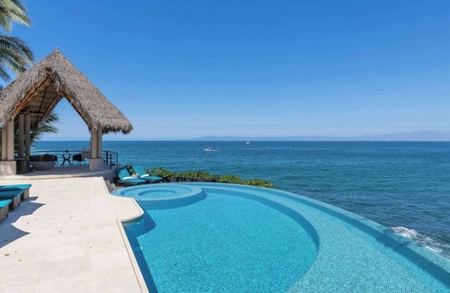 South Shore Hotel Area Villa | Please Inquire Before Booking – Luxury Villa