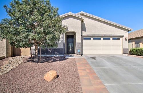 San Tan Valley House | Pool & Covered Patio: Family Gem in San Tan Valley