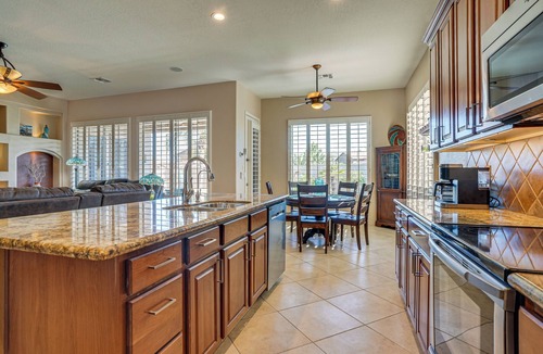 Surprise Farms House | Pool & Patio Oasis! Family Home in Surprise
