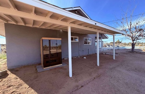 Yucca Valley Villa | Pool, Sauna, Spa, 5 Acre, 5 Bedroom - Desert Oasis