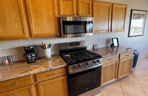 The Bluffs House | Premier Hikers, bikers paradise-Breathtaking view home with pool, spa & more