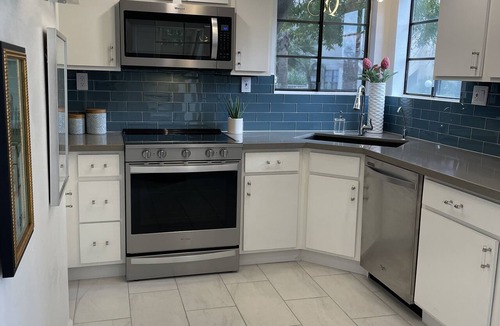 Central Scottsdale Condo | Premier location in Scottsdale close to Old town & Open- HEATED pool & jacuzzi😎